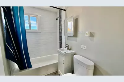 2329 N McVicker Avenue, Chicago, IL 60639 - Photo 10