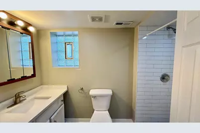 2329 N McVicker Avenue, Chicago, IL 60639 - Photo 16