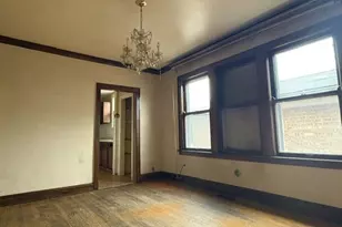 7553 S Paulina St, Chicago, IL 60620 - Photo 2