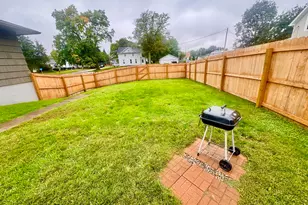401 SE 4th St, Aledo, IL 61231 - Photo 26