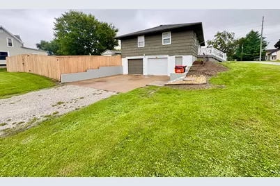 401 SE 4th Street, Aledo, IL 61231 - Photo 28