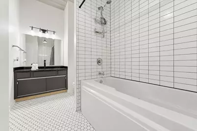 3260 N Clark Street #304, Chicago, IL 60657 - Photo 22