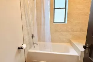 2528 W Iowa St, Chicago, IL 60622 - Photo 8