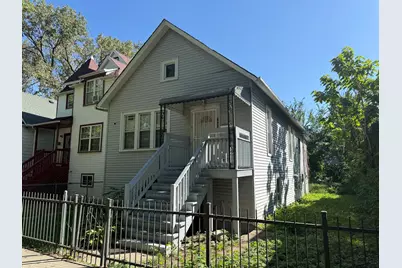 7931 S Muskegon Avenue, Chicago, IL 60617 - Photo 1