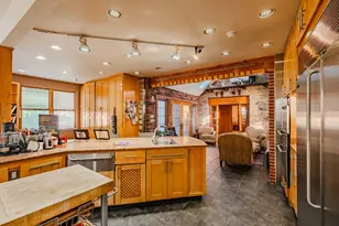 2426 Oak Park Ave, Berwyn, IL 60402 - Photo 8