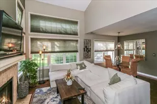 1521 Brittania Way, Roselle, IL 60172 - Photo 6