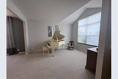 1057 Dana Court, Antioch, IL 60002 - Photo 2