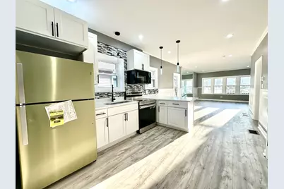 139 S 12th Avenue, Maywood, IL 60153 - Photo 6