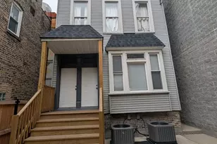 2112 W Roscoe St, Chicago, IL 60618 - Photo 2