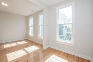 2112 W Roscoe St, Chicago, IL 60618 - Photo 4