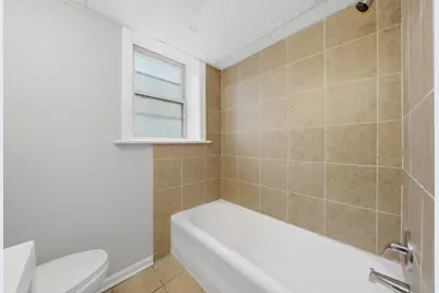 7932 S Kingston Avenue, Chicago, IL 60617 - Photo 30