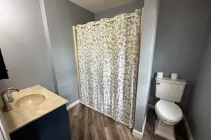 205 W Hoffman St, Irvington, IL 62848 - Photo 10