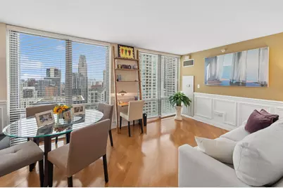 2 E Erie Street #3310, Chicago, IL 60611 - Photo 12