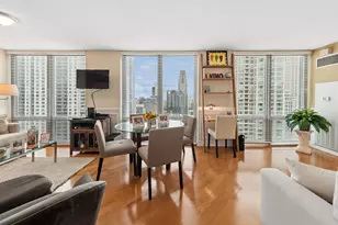 2 E Erie St, Chicago, IL 60611 - Photo 10