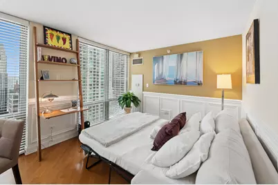 2 E Erie Street #3310, Chicago, IL 60611 - Photo 16