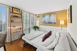 2 E Erie St, Chicago, IL 60611 - Photo 16