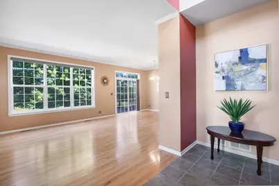 1319 W Crane View Court, Round Lake, IL 60073 - Photo 6
