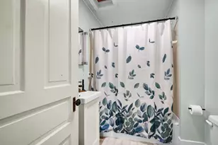 510 E Center St, LeRoy, IL 61752 - Photo 28