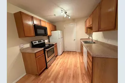 1320 Brook Street #H, Saint Charles, IL 60174 - Photo 10