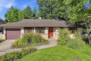 540 Edgewood Ln, Elk Grove Village, IL 60007 - Photo 1