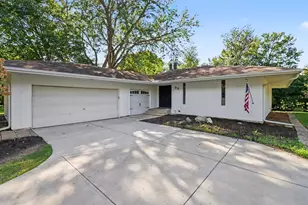 53 Cebold Dr, Oswego, IL 60543 - Photo 1