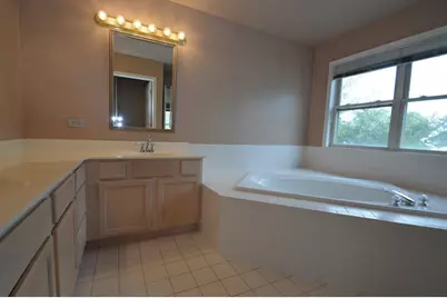 3301 Banford Circle, Lake in the Hills, IL 60156 - Photo 20