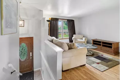 [Address not provided], Schaumburg, IL 60193 - Photo 2