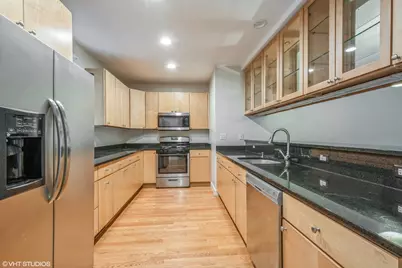 7209 N Oakley Avenue, Chicago, IL 60645 - Photo 2
