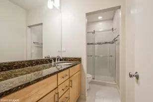 7209 N Oakley Ave, Chicago, IL 60645 - Photo 8