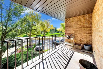 3 The Court Of Harborside Court #208, Northbrook, IL 60062 - Photo 18