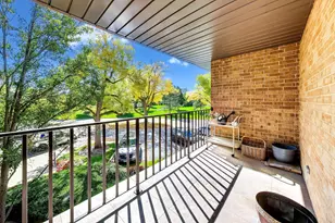 3 The Ct Of Harborside Ct, Northbrook, IL 60062 - Photo 18