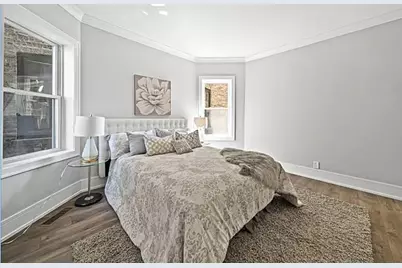 5028 N Major Avenue #2, Chicago, IL 60630 - Photo 6