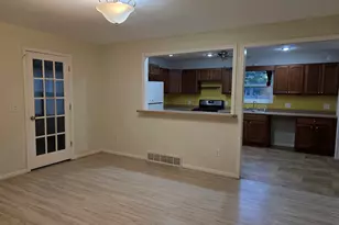 213 S Fremont St, Tampico, IL 61283 - Photo 6