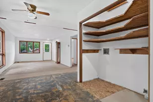 509 North St, Kirkland, IL 60146 - Photo 8