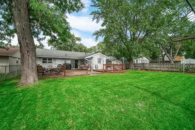 741 Surrey Drive, Streamwood, IL 60107 - Photo 20