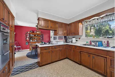 17W342 White Pine Road, Bensenville, IL 60106 - Photo 12