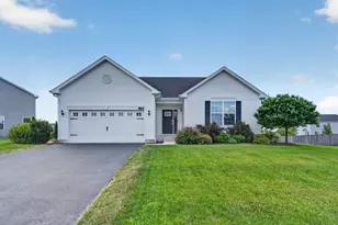 584 Manchester Ln, Yorkville, IL 60560 - Photo 1