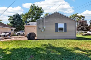 1121 N State St, Bloomington, IL 61701 - Photo 28