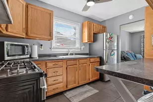 1121 N State St, Bloomington, IL 61701 - Photo 8