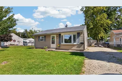 1121 N State Street, Bloomington, IL 61701 - Photo 26