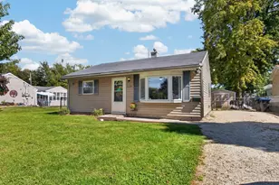 1121 N State St, Bloomington, IL 61701 - Photo 26