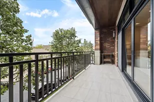 3951 N Wayne Ave, Chicago, IL 60613 - Photo 20