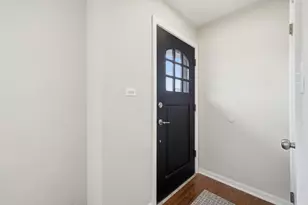 7259 S Fairfield Ave, Chicago, IL 60629 - Photo 4