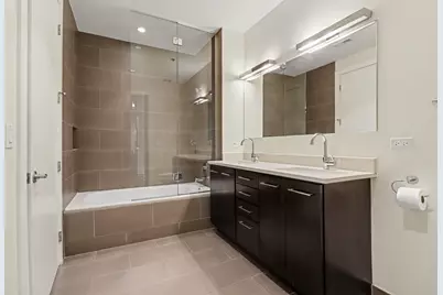 1800 W Grace Street #204, Chicago, IL 60613 - Photo 6