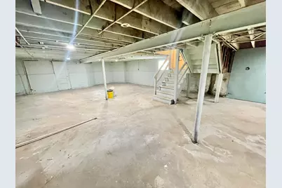 8312 S Phillips Avenue, Chicago, IL 60617 - Photo 24