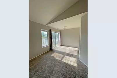 238 Green Knoll Lane #238, Streamwood, IL 60107 - Photo 8