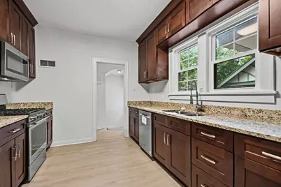 895 S Greenwood Avenue, Kankakee, IL 60901 - Photo 10