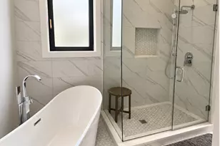 2122 W Crystal St, Chicago, IL 60622 - Photo 6