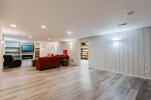 113 Diane Dr, Lexington, IL 61753 - Photo 32