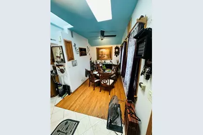 5656 N Jersey Avenue, Chicago, IL 60659 - Photo 2